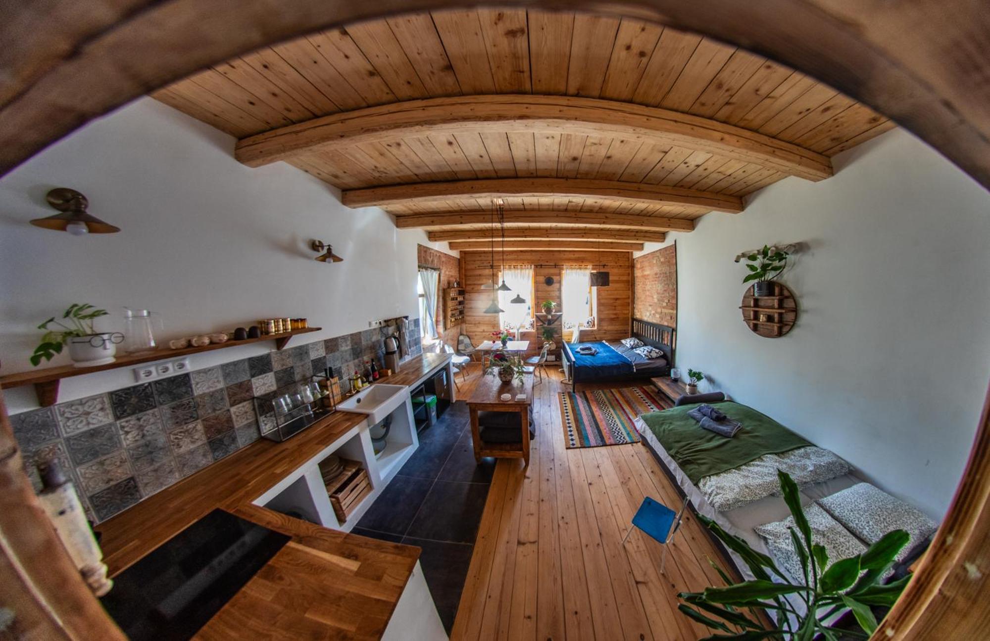 Minifaktura Loft Apartman & Reggelizo Es Etelbar Szokolya Екстериор снимка