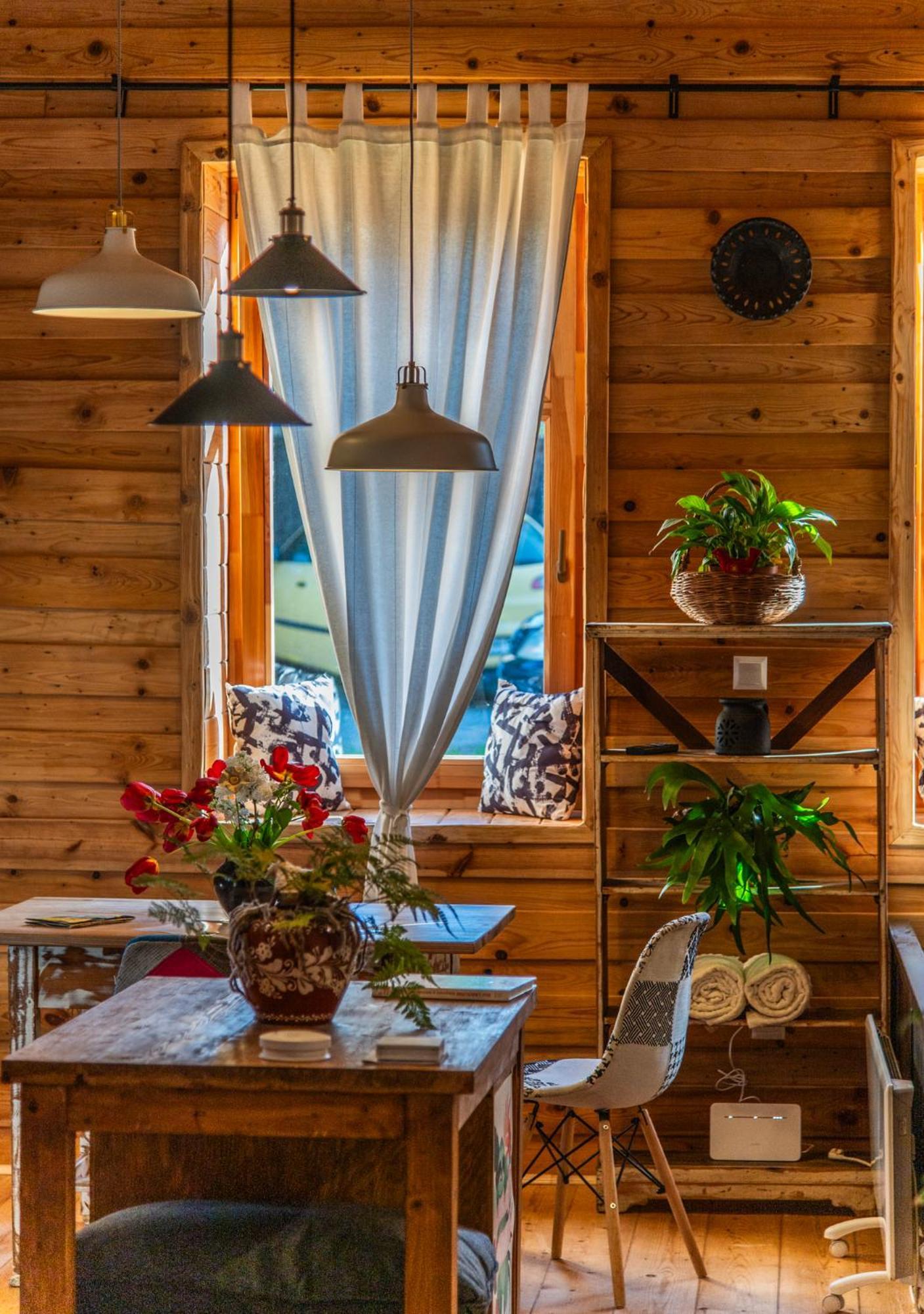 Minifaktura Loft Apartman & Reggelizo Es Etelbar Szokolya Екстериор снимка