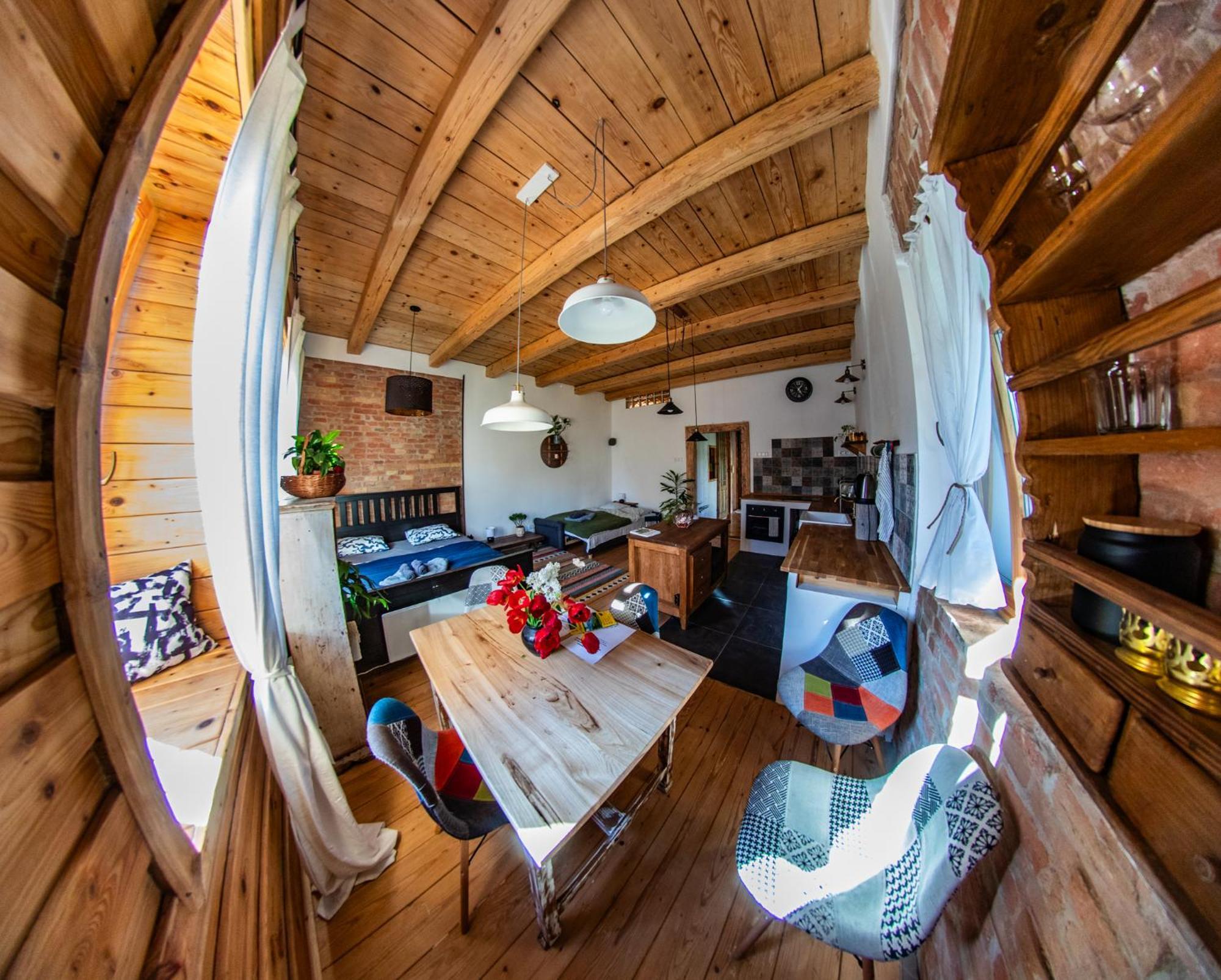 Minifaktura Loft Apartman & Reggelizo Es Etelbar Szokolya Екстериор снимка